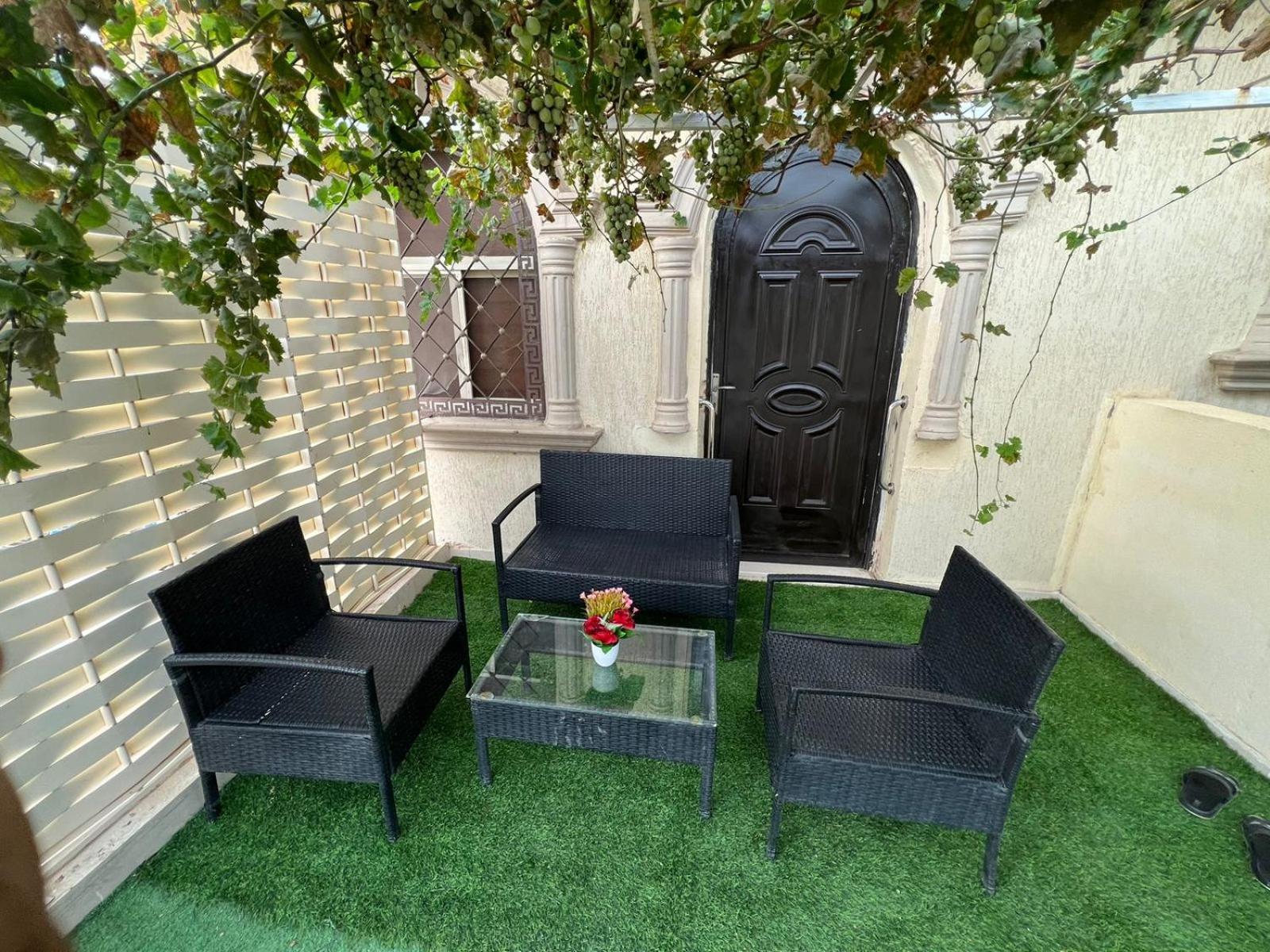 Spacious 4-room With View Apartment *
